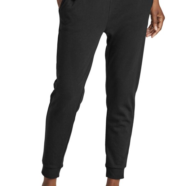 Women's Perfect Tri ® Fleece Jogger Thumbnail